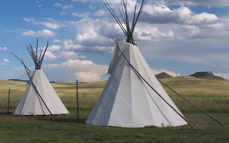 Tipis and Fossil Hills represent the two subjects that Agate Fossil Beds interprets.