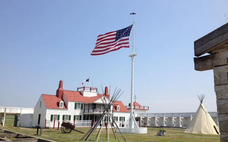 Courtyard of Fort Union Trading Post with Bourgeois House, Tipis and US Flag