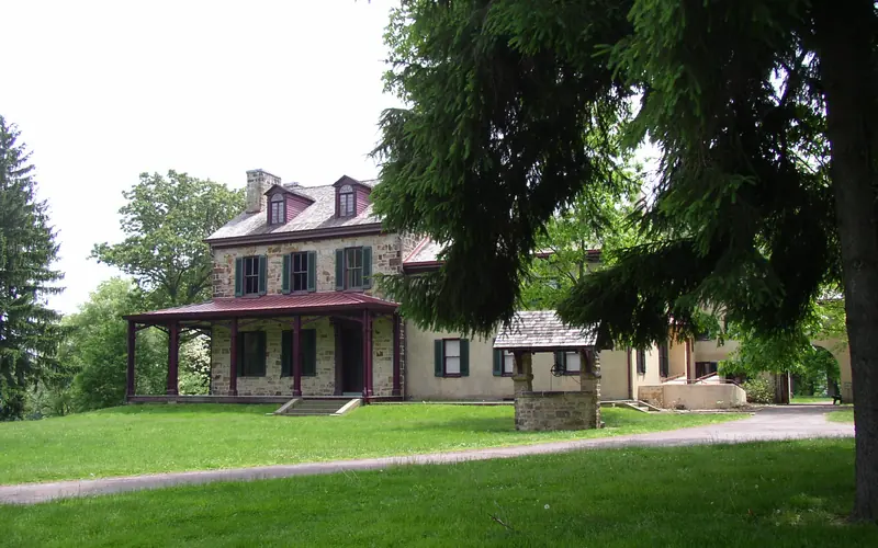 Gallatin house
