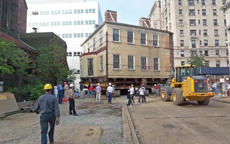 Hamilton Grange On The Move